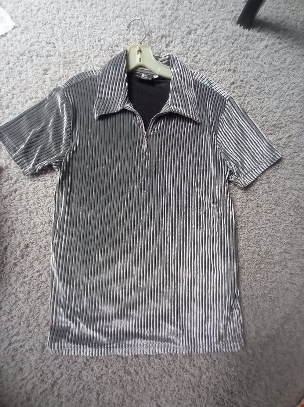 Vintage POSITANO velveteen Silver Party Shirt. L
